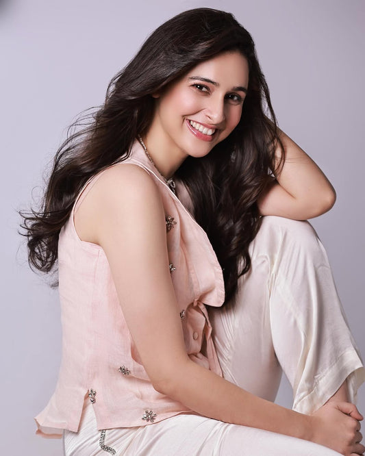 Sadia Khateeb in Waldorf Set