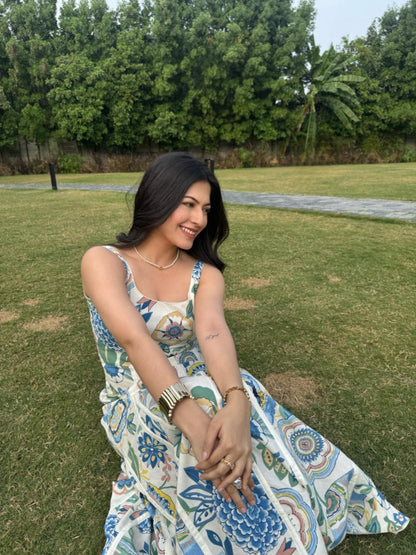 Disha Jethwani in Isla