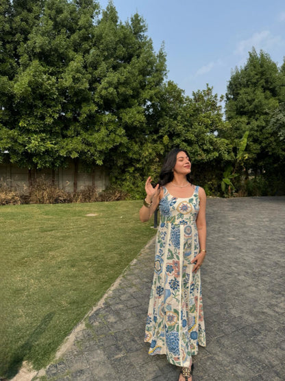Disha Jethwani in Isla