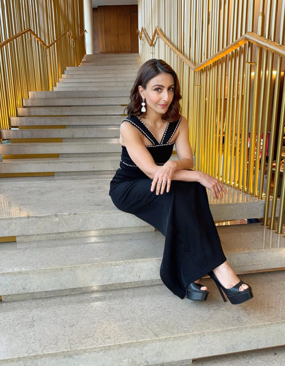 Soha Ali Khan in Gem Noir